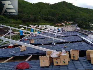 system montażu solarnego na dachu skośnym