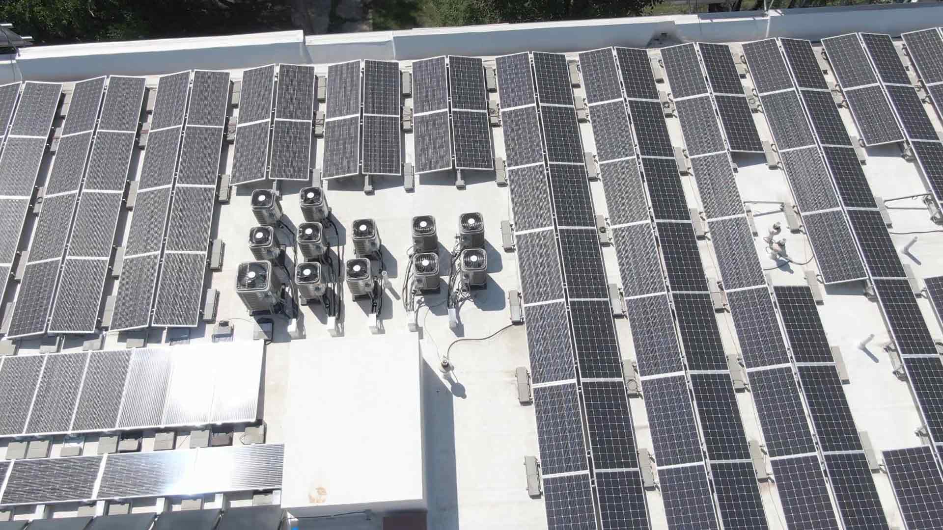 Dach balastowy Wsporniki słoneczne